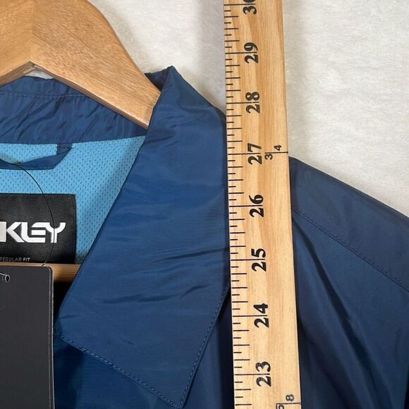 Oakley Coaches Tech Poseidon Logo Water repellant Snap-Up Jacket - NWT Men-Small - Picture 3 of 8